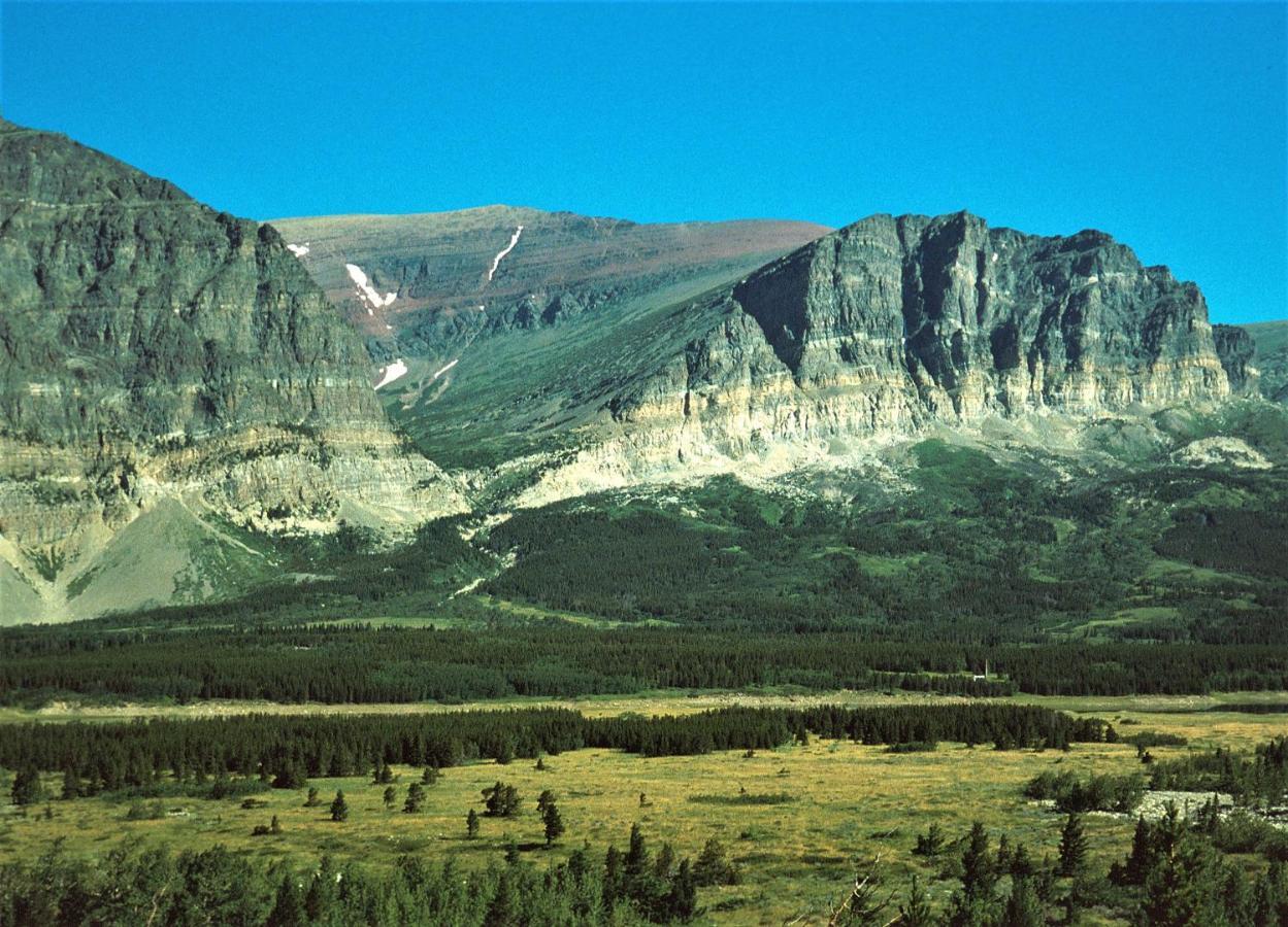 East Glacier Motel & Cabins East Glacier Park Village Экстерьер фото